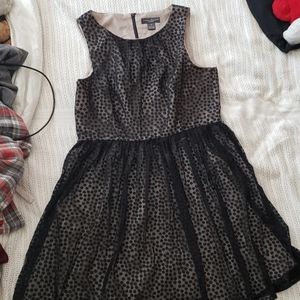 A business professional dress